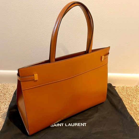 **SOLD** Saint Laurent Medium Manhattan Brick Leather Tote - Picture 2 of 12